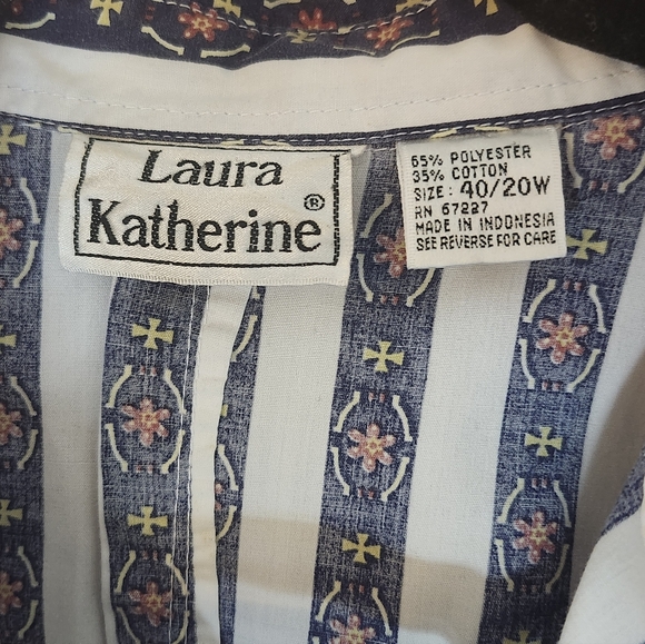 Striped Button-Up Shirt - Picture 2 of 4